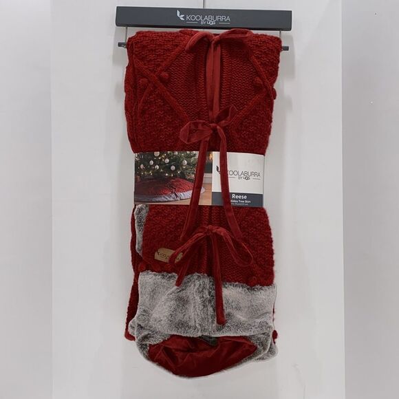 Koolaburra By UGG Reese 54" Round Knit Redwood Christmas Tree Holiday Skirt - Picture 4 of 9